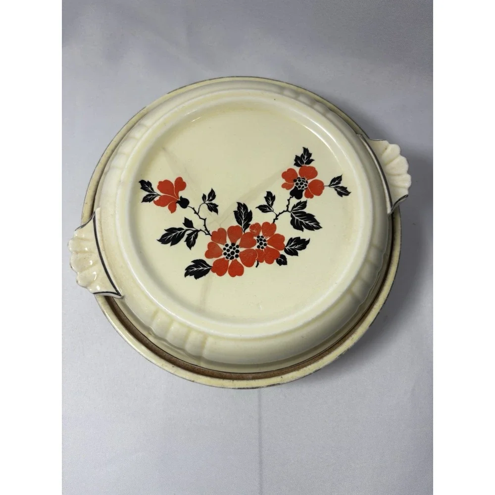 🌺Vintage Hall's Superior Kitchenware Red Poppy Casserole Dish‎ with Lid